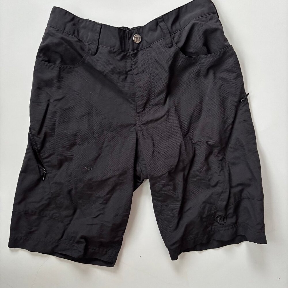 Novara Kids Mountain Bike Shorts with padded liner. Boys size Medium.